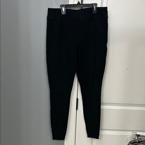 Eddie Bauer Black Slim Fit Leggings Stretchy Fabric